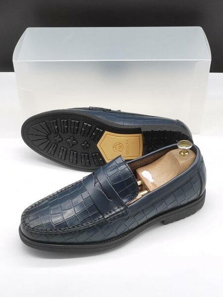 mocasin en cuir