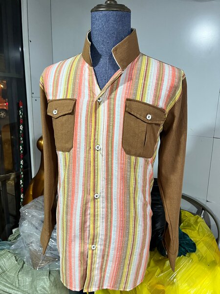 Chemise rayée élégante