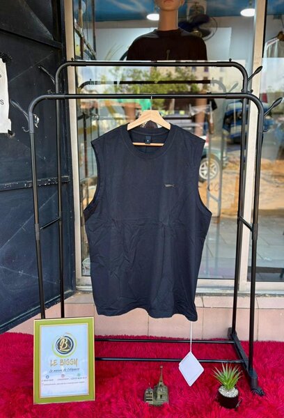 Débardeur noir élégant homme