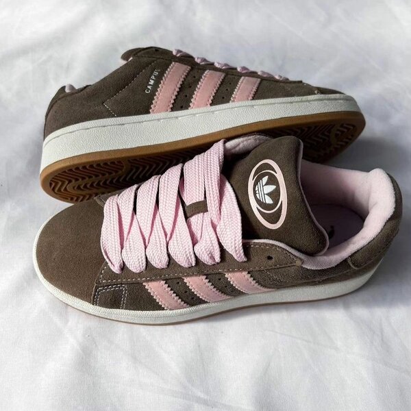 Campus marron et rose