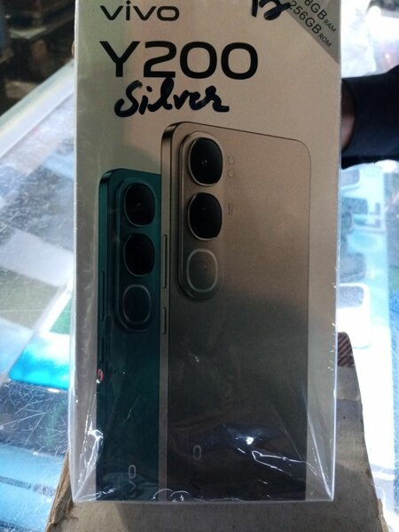Vivo y 200