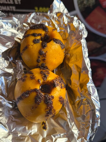 Crabes épicés en sauce