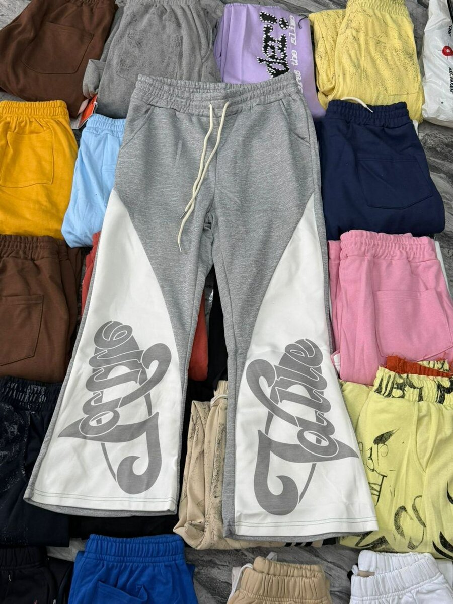 Pantalons à pattes évasées stylés