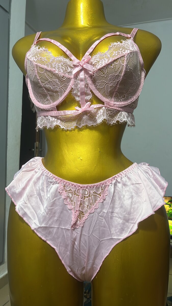 Ensemble lingerie dentelle sexy