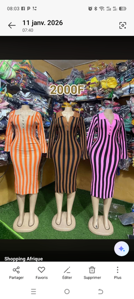 Robe longue rayée élégante