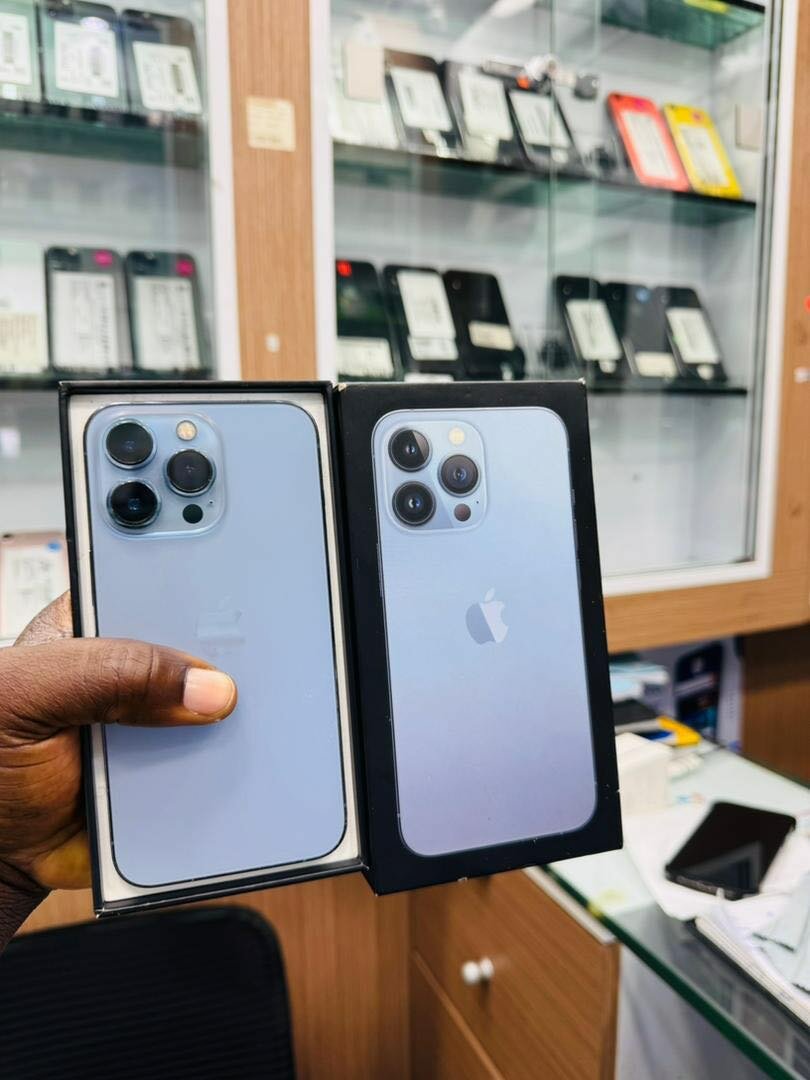 iPhone 13 Pro 128Go tout est