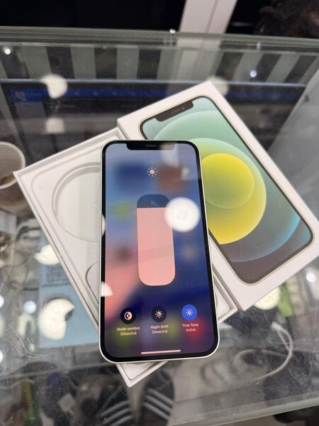 iPhone 12. 128giga