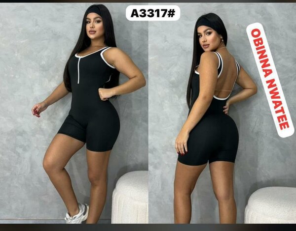 Combinaison élégante