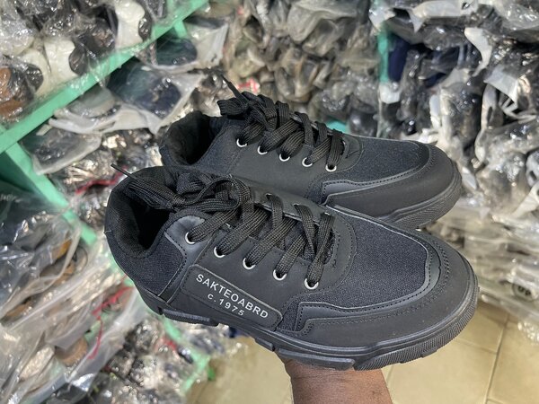 Chaussures de sport noires