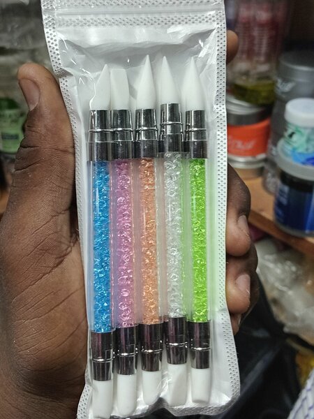 Stylos de silicone pour ongles