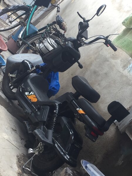 Scooter électrique élégant