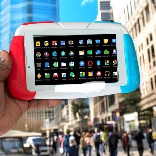 Tablette gaming Boat B704