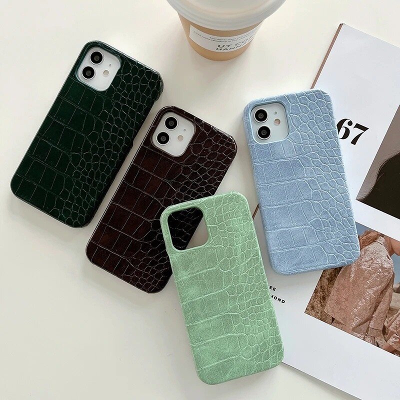 Coque iPhone motif croco vert
