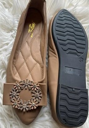 belles chaussures pour femmes