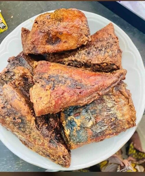 Le plat de poisson+attieké