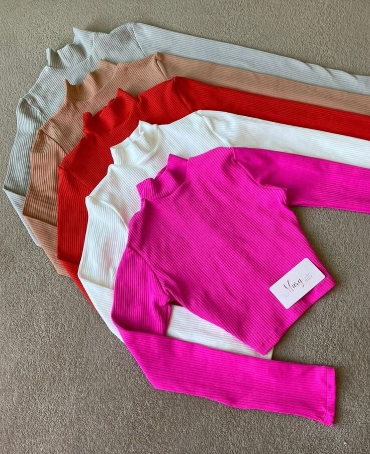 Pulls côtelés col montant