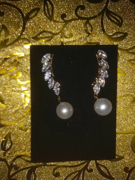 Beautiful mother of pearl earrings