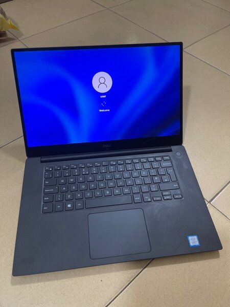 Dell XPS 15 9570