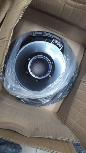 Powerful Bass Subwoofer. 46 bo