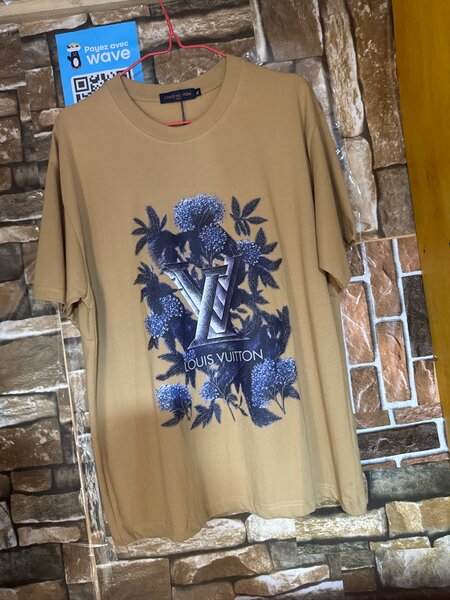 T-shirt imprimé tendance