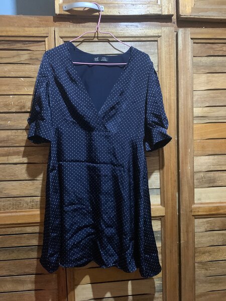 Robe courte avec motifs point
