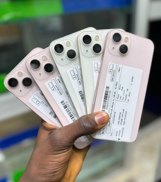 iPhone 13 Quasi neuf