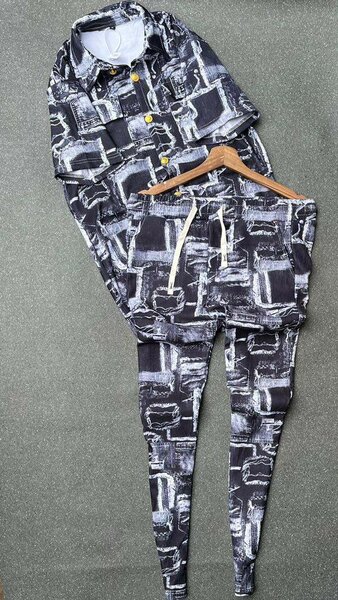 Set de survêtement graphique