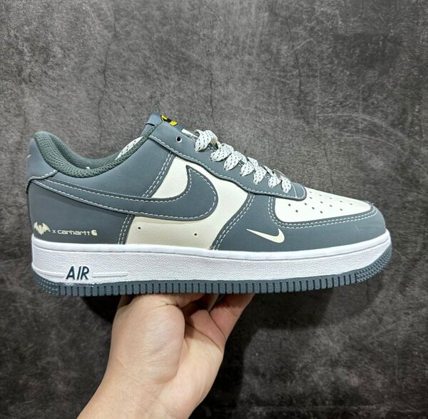 NIKE AIRFORCE CLASSIC