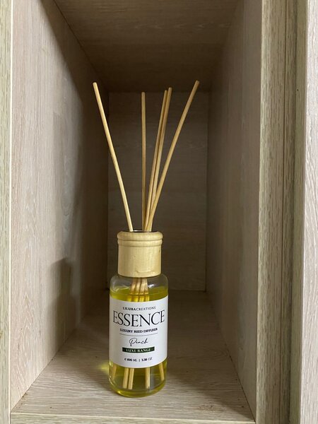 100ml Essence Luxe Range Reed Diffuser
