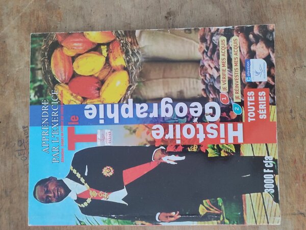 Livre d'Histoire Géographie