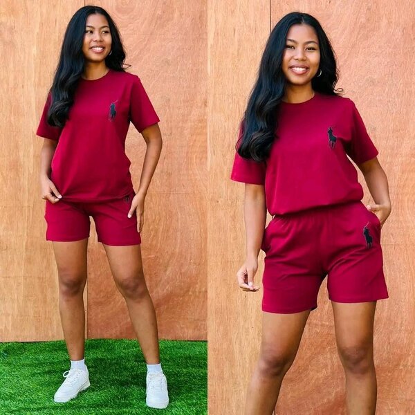 Ensemble de sport décontracté