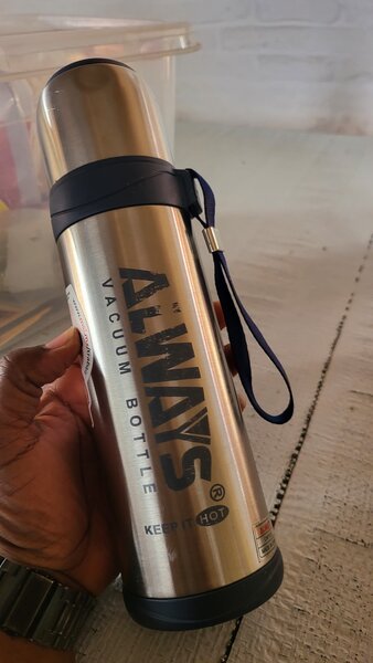 Bouteilles Isothermes Élégantes