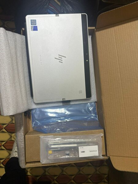 HP X2 1012