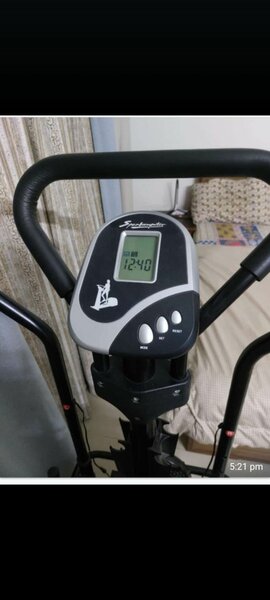 Elliptical trainer