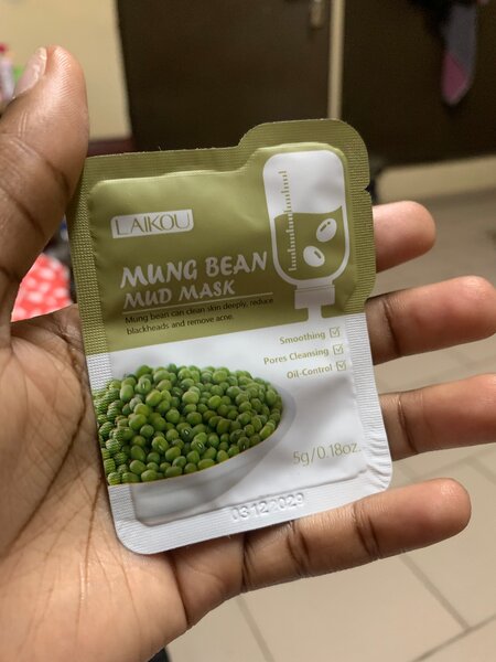 Masque de Boue aux Haricots Mungo