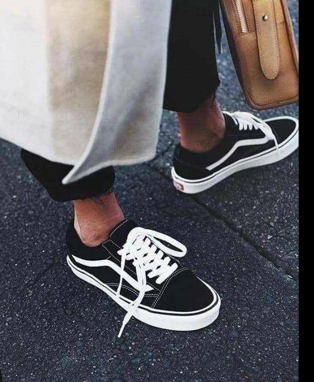 Chic vans