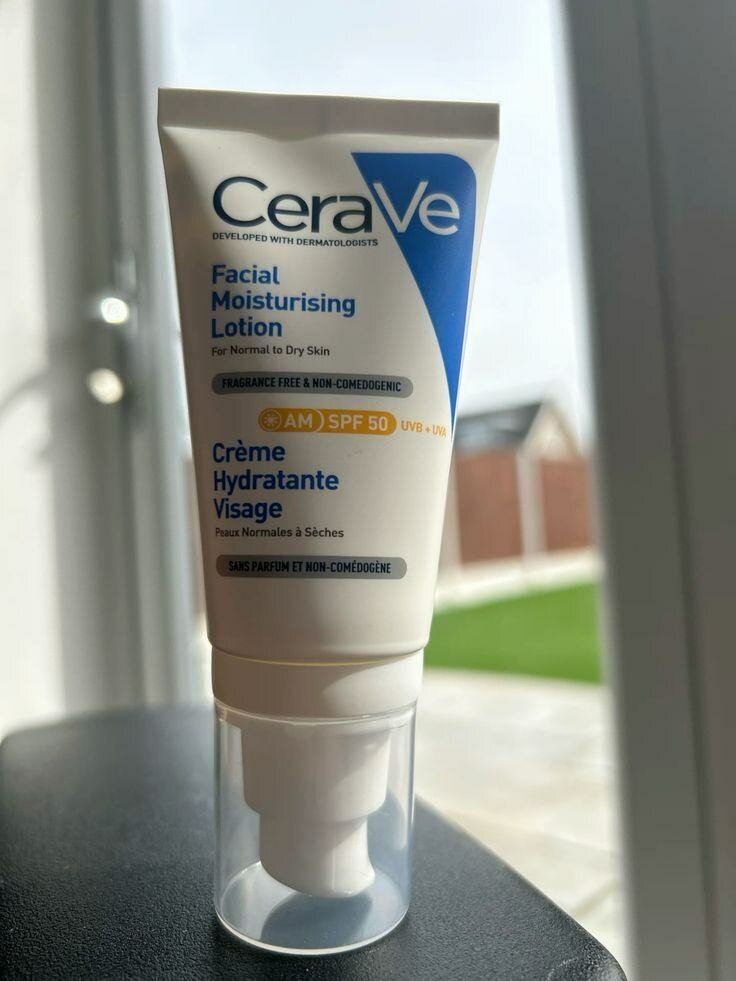 Cerave moisturising SPF50