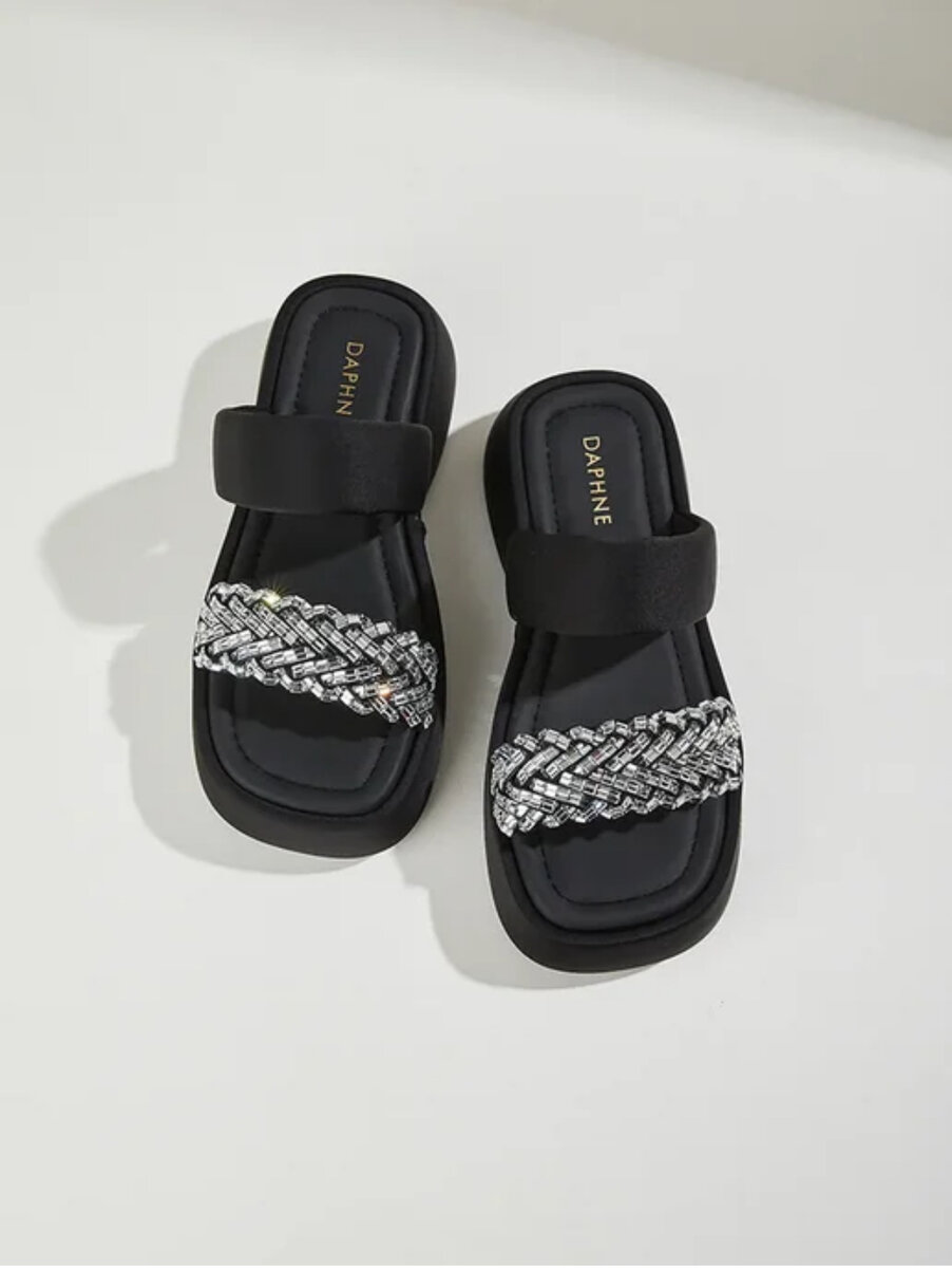 Sandales Plates Noir Brillantes