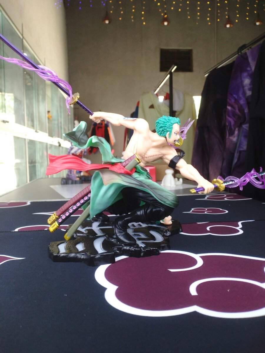Roronoa Zoro Figurines