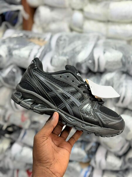 Asics kayano 14 full black
