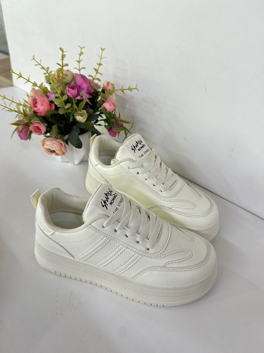 Мега комфортные кроссовки