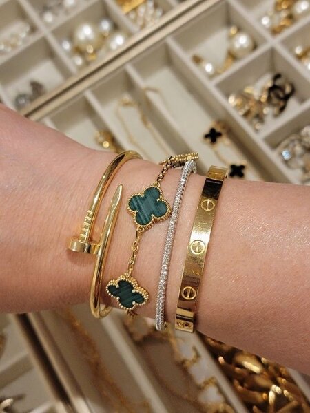 Bracelet