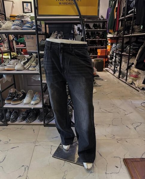 Jean noir décontracté homme