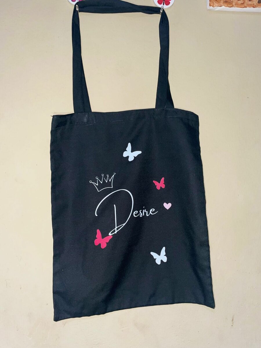 Tote bag