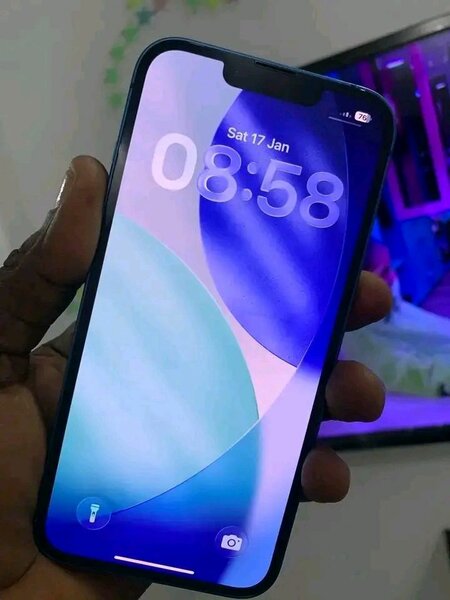 iPhone bleu débloqué