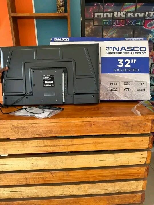 Téléviseur HD 32" NASCO