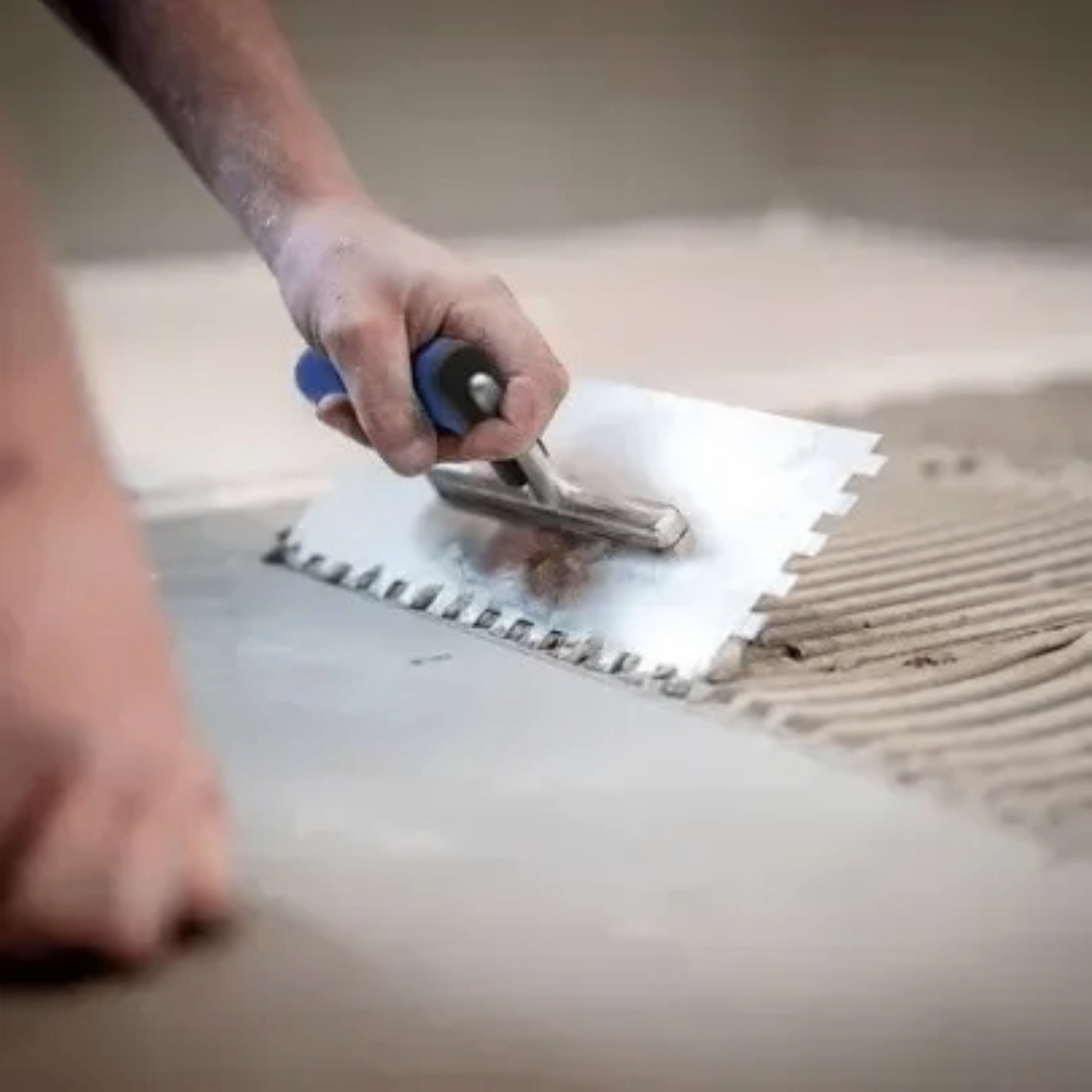 Truelle dentelée professionnelle