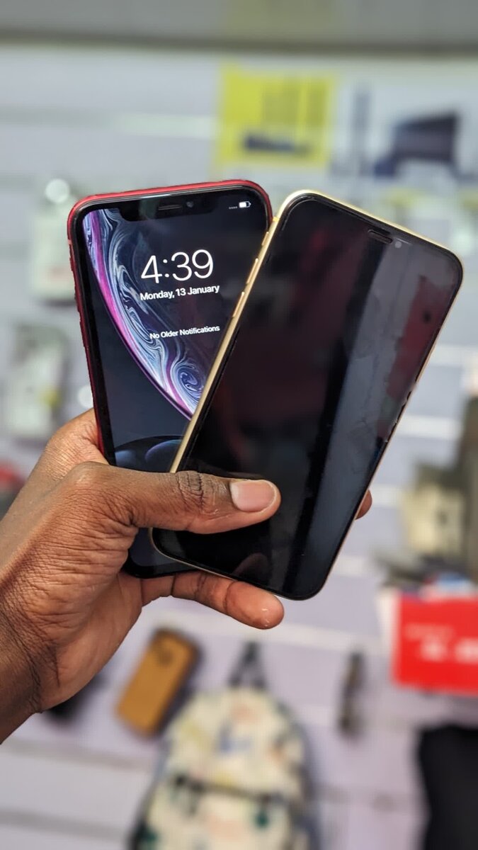 IPHONE XR