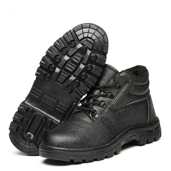 Safety boots
