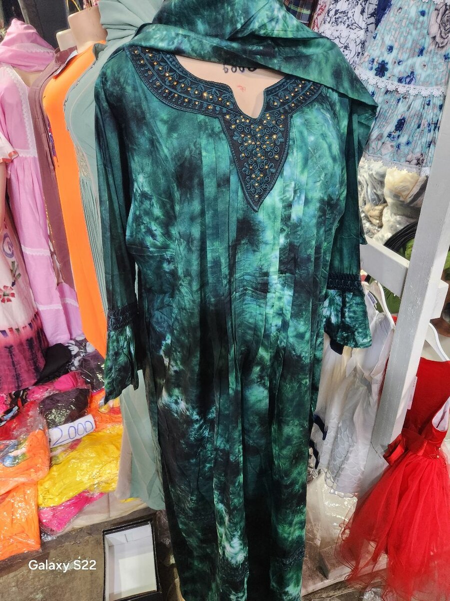 Caftan vert élégant femme